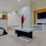 Villa Stunning With Pool Albufeira