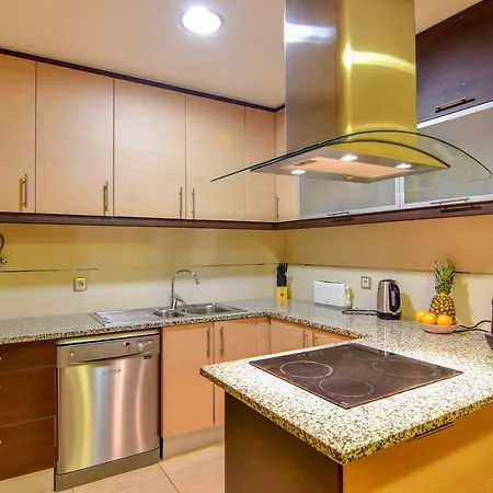 Stunning With Pool 알부페이라