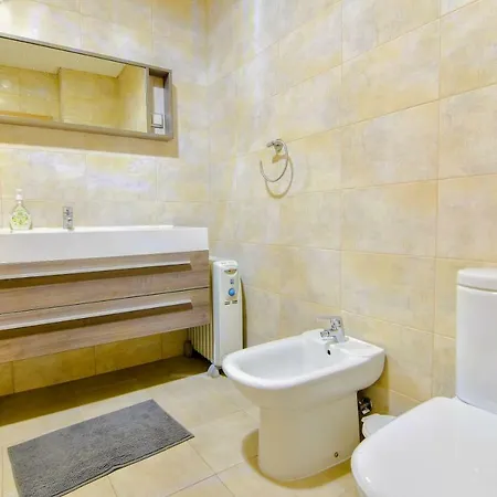 빌라 Stunning With Pool *