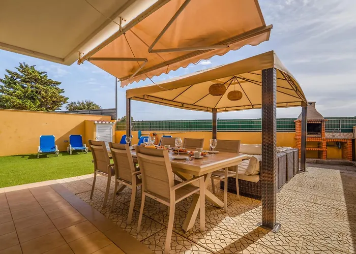 Willa Stunning With Pool *