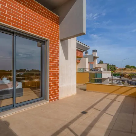 Stunning With Pool Villa Albufeira